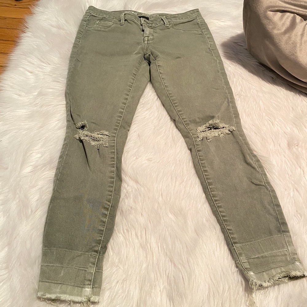off green jeans
